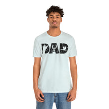Load image into Gallery viewer, HUNTING DAD -- Short Sleeve Tee