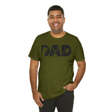 Load image into Gallery viewer, HUNTING DAD -- Short Sleeve Tee