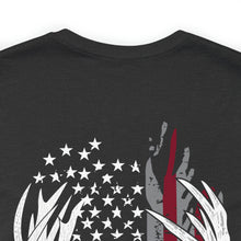 Load image into Gallery viewer, FeatherNett Skull Flag - Unisex T-Shirt