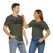 Load image into Gallery viewer, HUNTING DAD -- Short Sleeve Tee