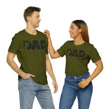 Load image into Gallery viewer, HUNTING DAD -- Short Sleeve Tee